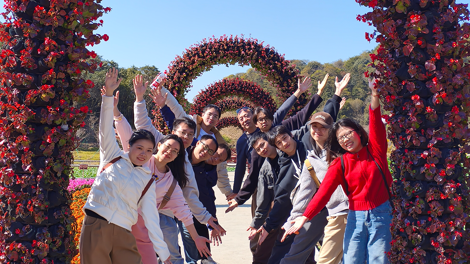 2025年度：深耕技術篤行致遠，精研產品聚力前行